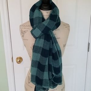 Lightweight Scarf